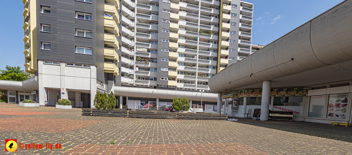 12.06.2023 - kein Grün mehr im Biergarten im Marx-Zentrum